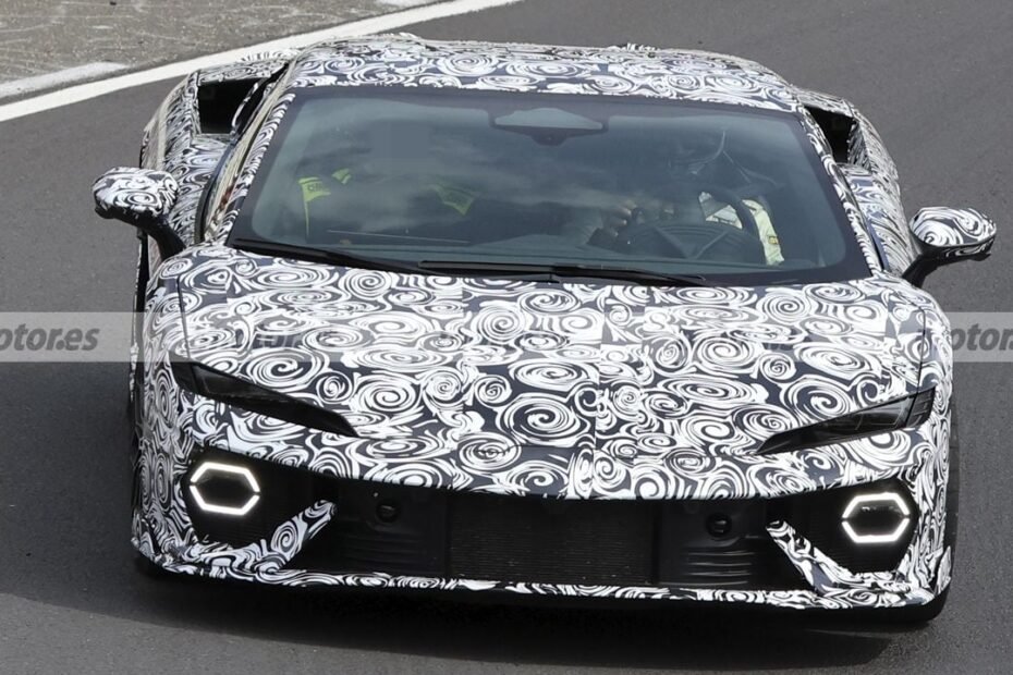 El Lamborghini Temerario Spyder ya rueda en Nürburgring y deja una gran duda sobre su motor. ¿Y si no es PHEV?