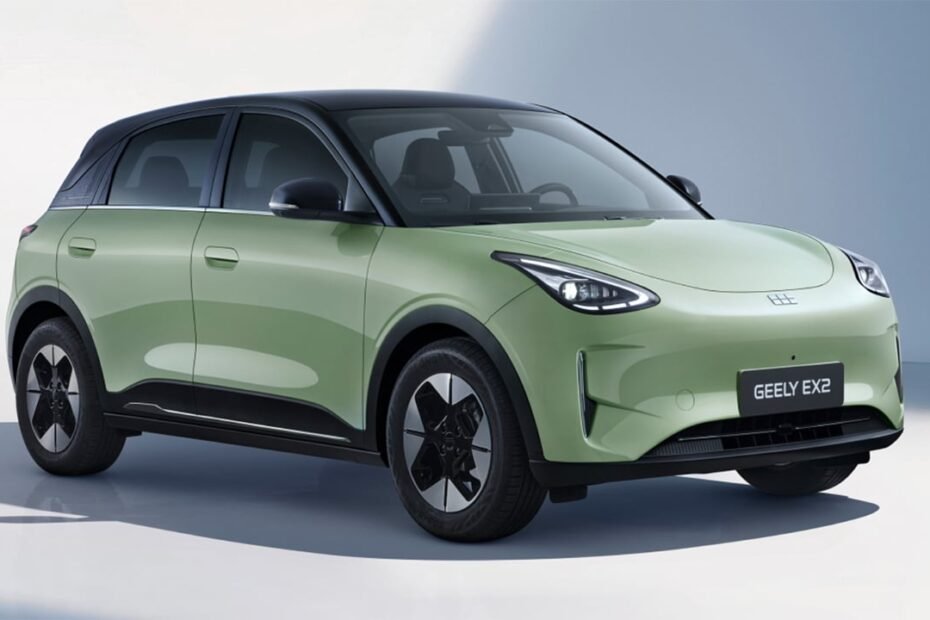 Geely quiere meter en un lío al Renault 5 con su nuevo eléctrico para 2026, y BYD no le quita ojo