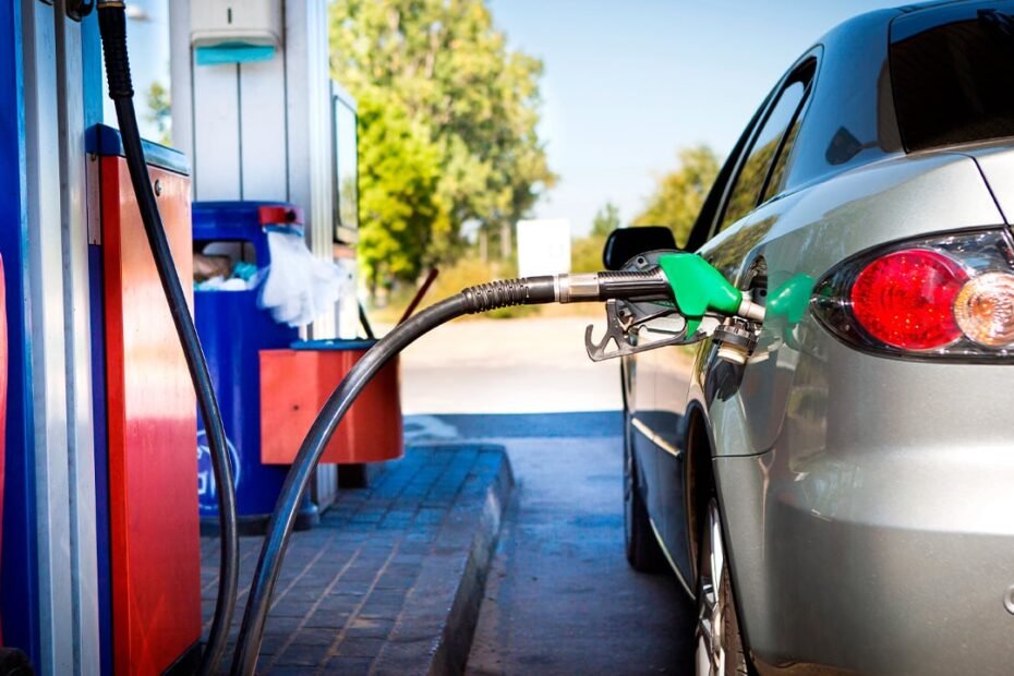 Huelga de gasolineras el puente del 1 de mayo: cuándo repostar, qué días evitar y por qué vas a pagar más caro el combustible