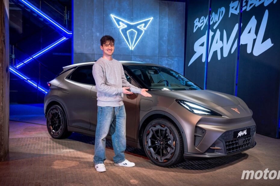 Lo hemos visto y tiene 450 km y 26.000 €: el CUPRA Raval puede ser el mayor dolor de cabeza del Renault 5