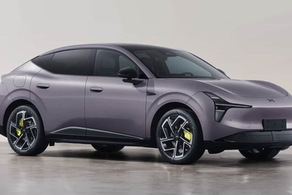 Xpeng aprieta a Tesla con el Mona L03: un SUV de menos de 40.000 euros que apunta al Model Y