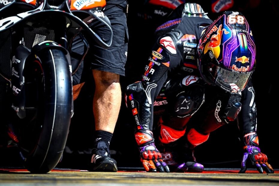 Aprilia divulga el parte médico de Jorge Martín tras su dura caída en el test de Barcelona de MotoGP