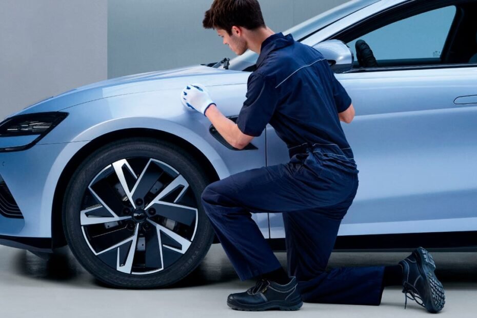 BYD cruza otra línea en Europa, 10 años de mantenimiento gratis en sus coches eléctricos
