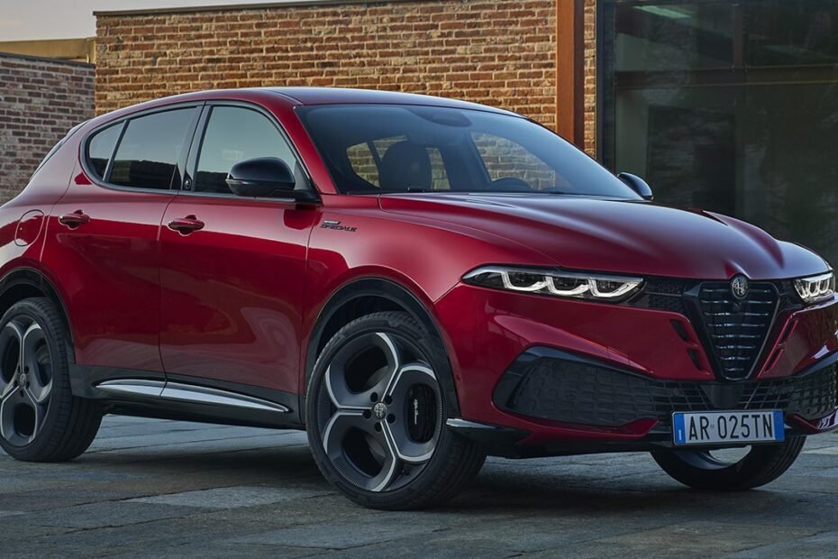 El Alfa Romeo Tonale más potente y mejor equipado baja 12.000 € para convertirse en un chollo que ni BMW o Audi pueden igualar