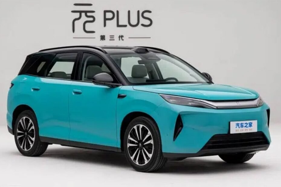 El BYD Atto 3 da el salto que faltaba: carga ultrarrápida, 120 km más y precio de 14.300 €
