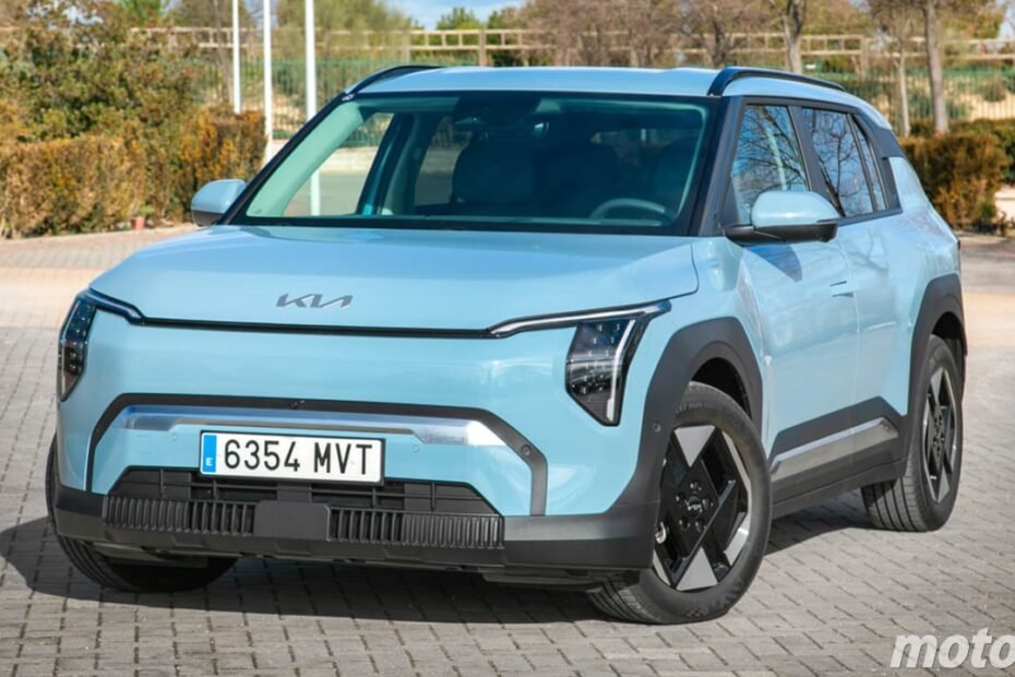 El KIA EV3 baja 5.800 € y aprieta al BYD Atto 2 con una baza muy seria, más autonomía y maletero