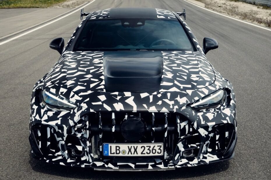 El nuevo Mercedes-AMG CLE Mythos ya asusta, 650 CV, solo 30 unidades y más de 922.000 euros