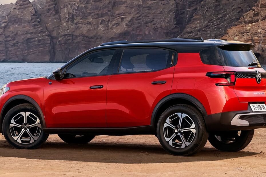 Etiqueta ECO, buen maletero y precio difícil de creer, este SUV francés con hasta 7 plazas amenaza el terreno de Dacia