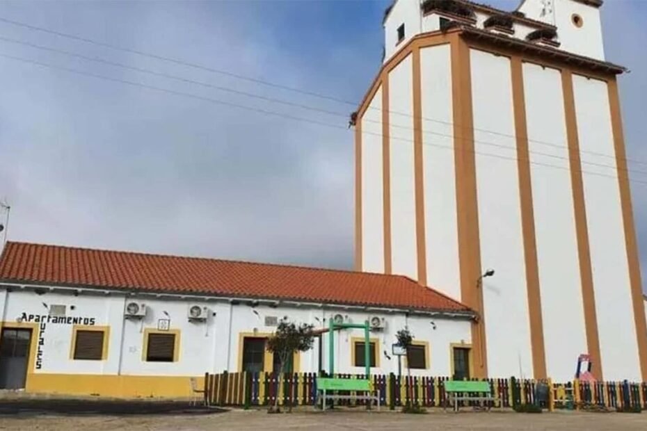 Extremadura convierte silos abandonados en baterías de arena: la energía que sobra también cuenta para el coche eléctrico