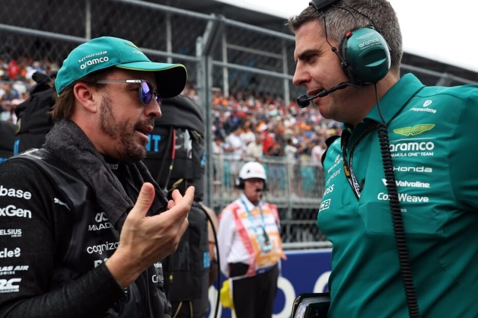 Herbert le pide a Aston Martin que renueve a Alonso: “Le necesitan para que todo avance”