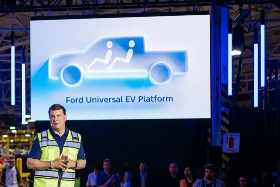 Hyundai cree que es imposible, pero Ford está convencida de que puede superar a los chinos con su coche eléctrico de 30.000 €
