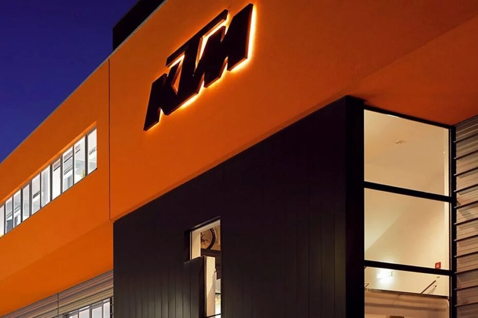KTM vuelve al centro de la polémica por una práctica de venta con sus motos de enduro y señala a los clientes