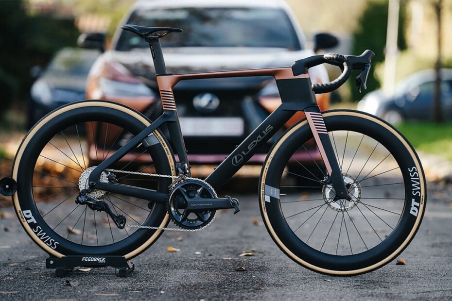 Lexus se pasa a las dos ruedas con la Race Bike 2026: lujo, innovación y la bici más rápida de Ridley