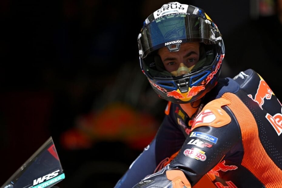 Rivola cree que Pedro Acosta no debió ser autorizado para seguir en la carrera después del accidente de Álex Márquez