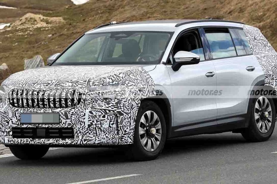 Skoda ya prueba el nuevo Kodiaq 2027 y prepara una versión RS electrificada para subir la presión entre los SUV familiares
