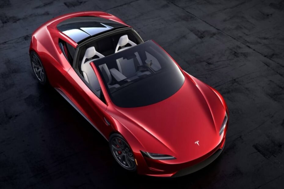 Tesla lleva años jugando con el Roadster, pero hay dos patentes que hacen creíble su llegada en 2027 (por fin)