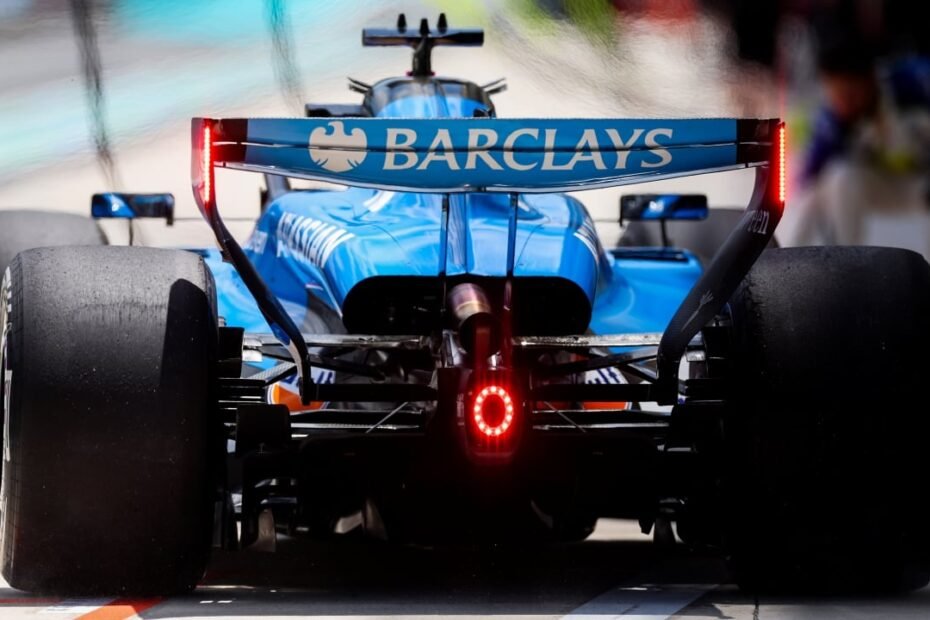 Williams anticipa mejoras en tres frentes para el FW48 de Sainz y Albon en Canadá
