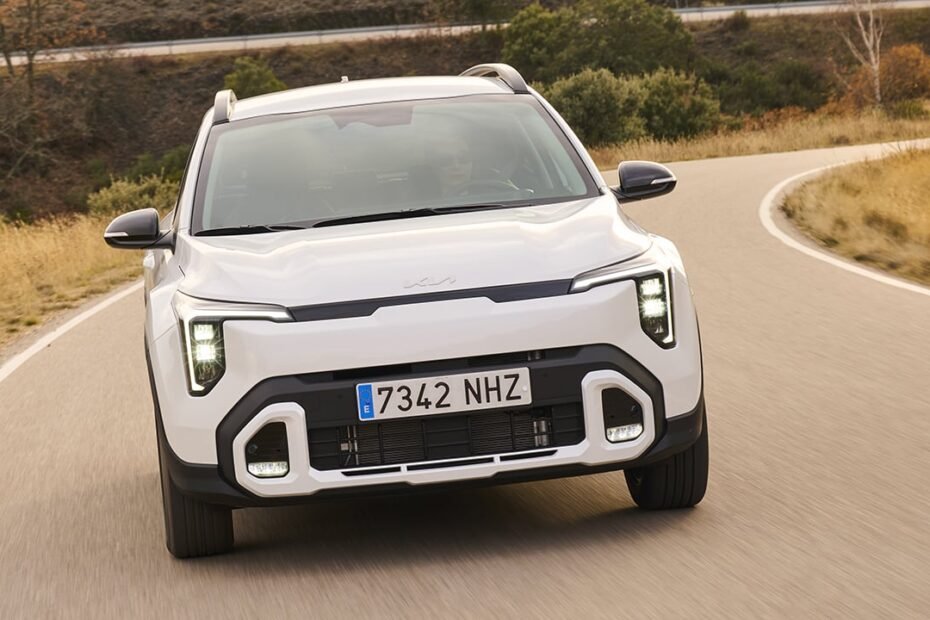 4.000 € de descuento y la etiqueta ECO decantan la balanza, el KIA Stonic descoloca al Skoda Kamiq