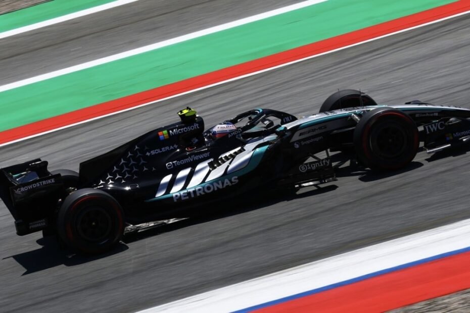 Antonelli arranca con contundencia, y Hamilton no consigue acercarse