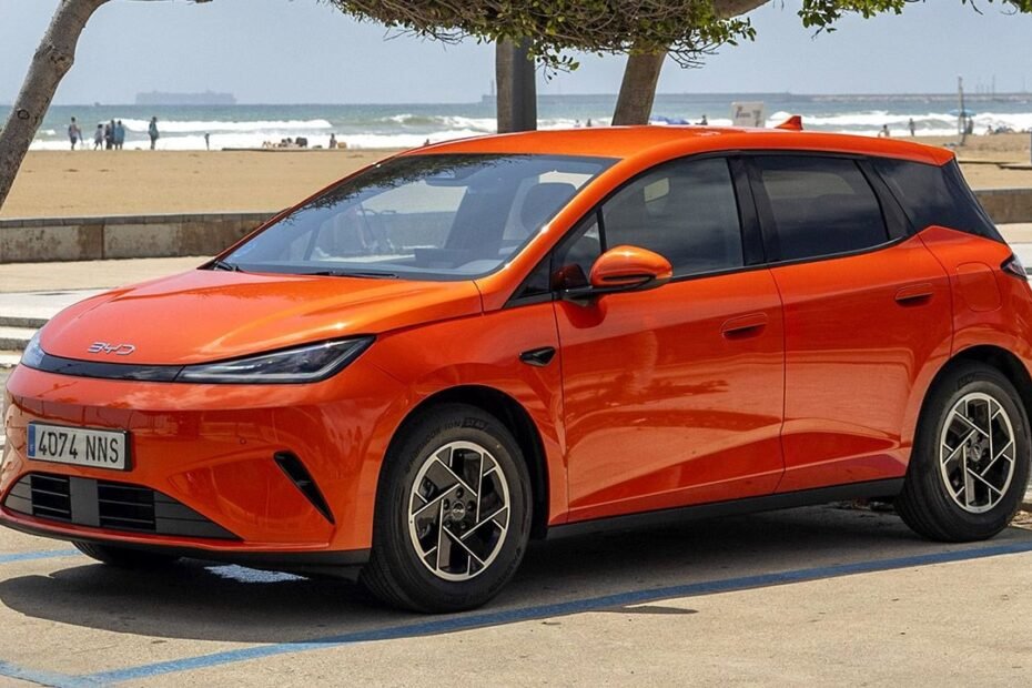 BYD Dolphin G híbrido enchufable: las claves que lo convierten en la compra más lógica del segmento