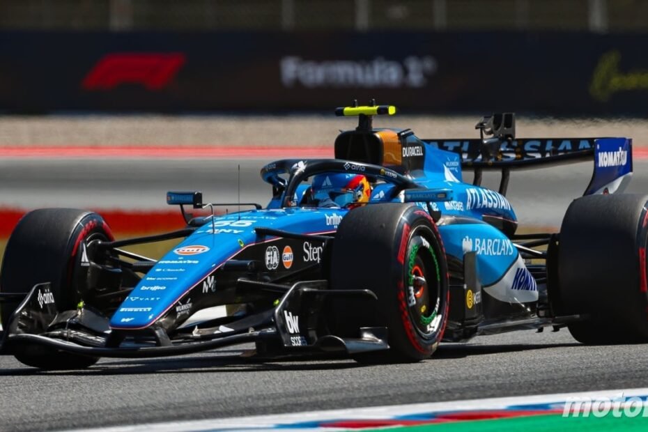 Carlos Sainz, muy crítico con su coche tras pescar en problemas ajenos: "Ha sido demasiado malo"