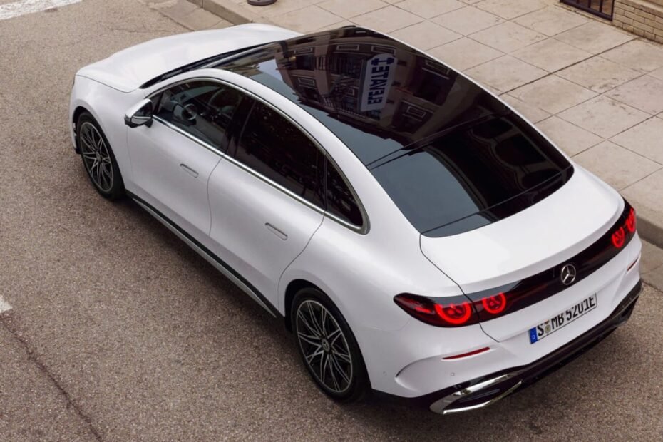 El Mercedes Clase C eléctrico arrasa y su futura versión de 800 km de autonomía puede ser el principio del fin para los PHEV