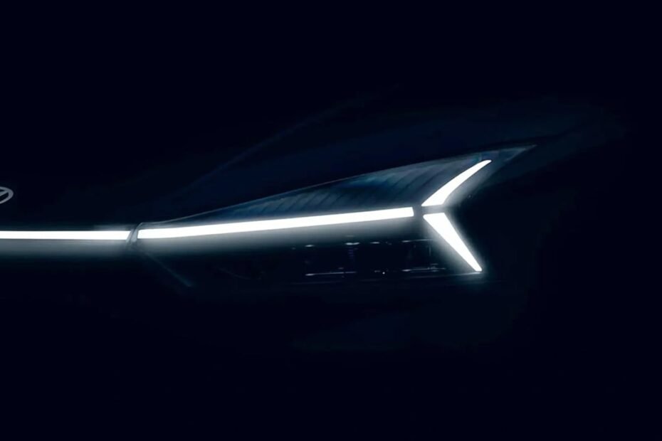 El nuevo Hyundai i20 2027 ya asoma con esta primera pista de su diseño, y cambia más de lo esperado