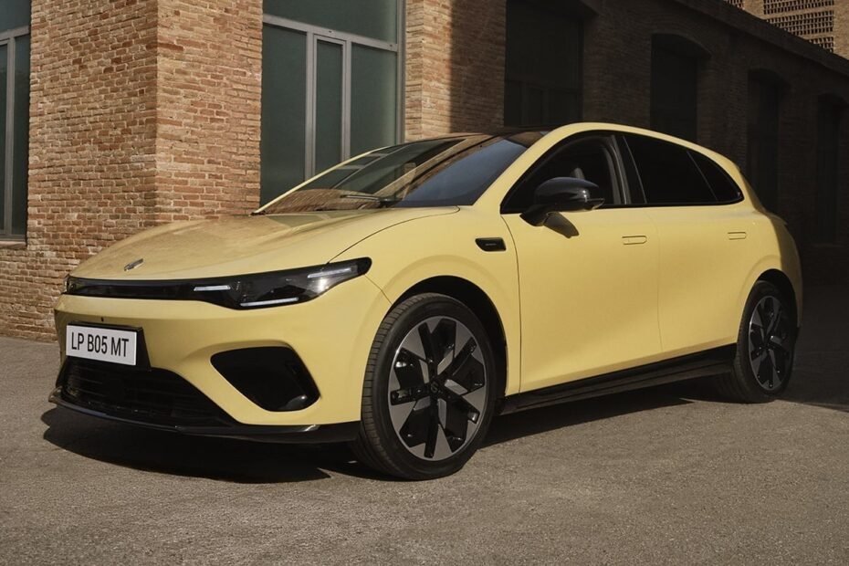 Leapmotor B05: ¿cuánto cuesta realmente? Así se llega del precio de 26.264 € a la oferta de 19.500 €