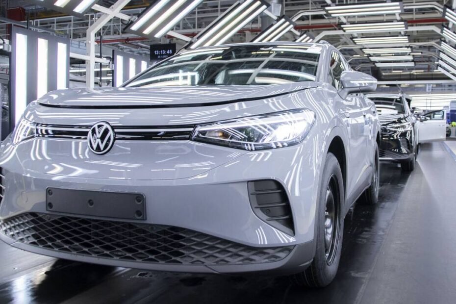 Los directivos de Volkswagen alzan la voz en una encuesta anónima: "El futuro de la empresa está en peligro"