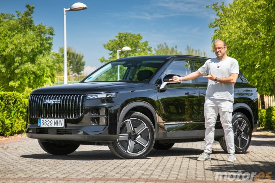 Cuesta menos de 39.000 € y tiene 1.200 km de autonomía: tras probarlo tengo muy claro que este es el JAECOO 7 que te tienes que comprar