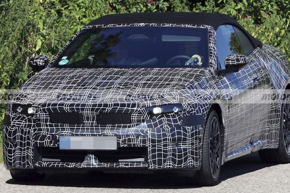 El BMW i4 Cabrio 2028 aprovecha el retraso de Porsche y Polestar para dar el golpe con su primer descapotable eléctrico