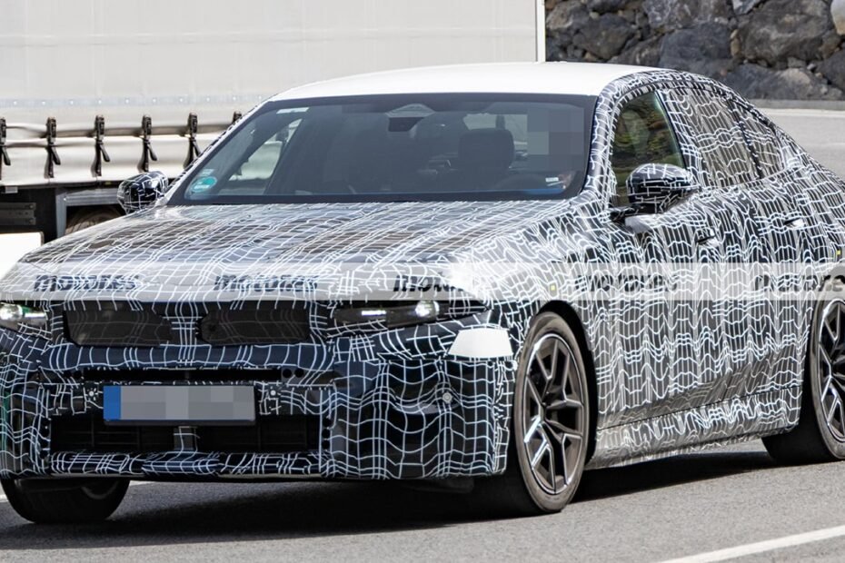 El BMW Serie 5 más versátil se renueva por completo en 2027: más de 300 CV, etiqueta CERO y autonomía eléctrica mejorada