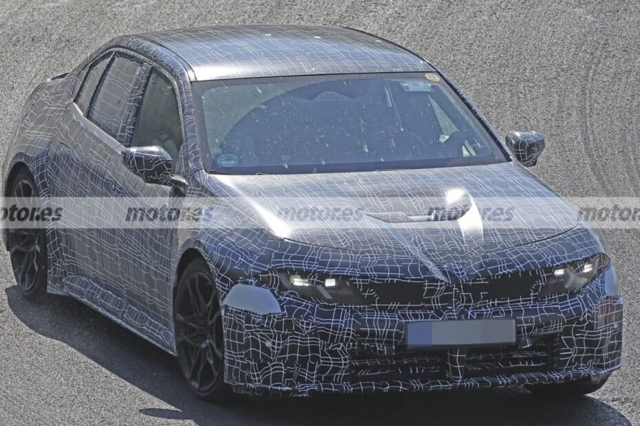El nuevo BMW M3 eléctrico ya esconde poco, estas fotos espía en Nürburgring revelan un deportivo eléctrico radical