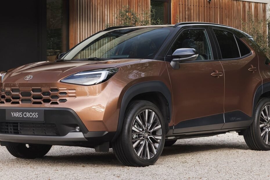 El nuevo Toyota Yaris Cross 2027 ya tiene precios, llega el SUV híbrido con aspecto de RAV4 mini y equipamiento mejorado