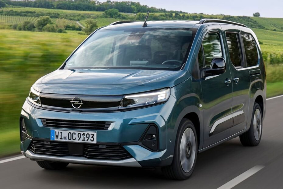 El Opel Combo vuelve a tener versión de gasolina, una alternativa barata a la exitosa Volkswagen Caddy