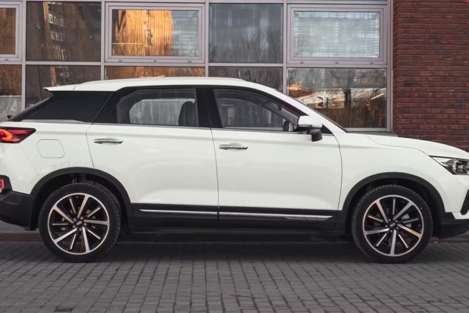 Tamaño de EBRO S900, precio de Skoda Kamiq y ahora ECO, este SUV chino que puedes comprar estrena la versión definitiva