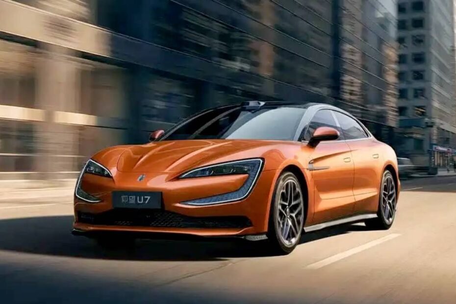 350 cargas rápidas parecían una receta para degradar una batería; la nueva de BYD demuestra lo contrario