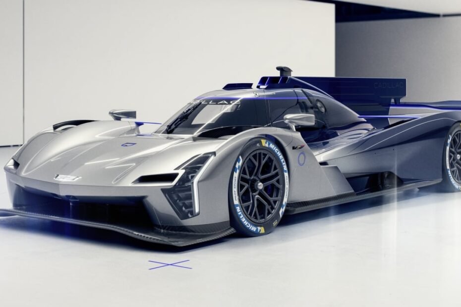 Cadillac quiere jugar con los grandes (aún más): su V-ONE de Le Mans entra en territorio Ferrari y McLaren