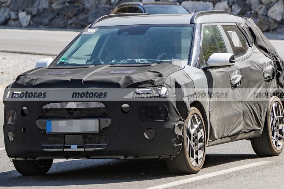 Cazado el nuevo Hyundai BAYON 2027, más grande y renovado de arriba abajo con un motor híbrido para plantar cara a Toyota