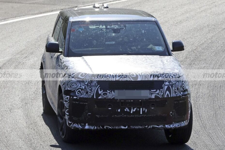 El Range Rover Sport 2027 se prepara para cambiar de cara, pero guarda lo mejor para dentro