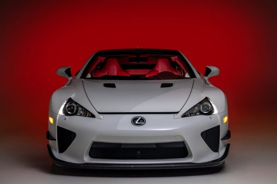 El unicornio de los V10 sale a subasta: un Lexus LFA Nürburgring Edition con 116 km