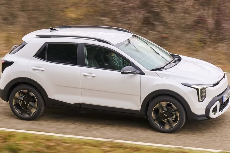 KIA amenaza el reinado de Dacia con su renovado SUV: práctico, barato y con etiqueta ECO