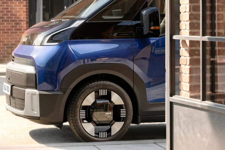 La KIA PV7 prepara el segundo pelotazo de la marca en Europa tras el éxito de la PV5