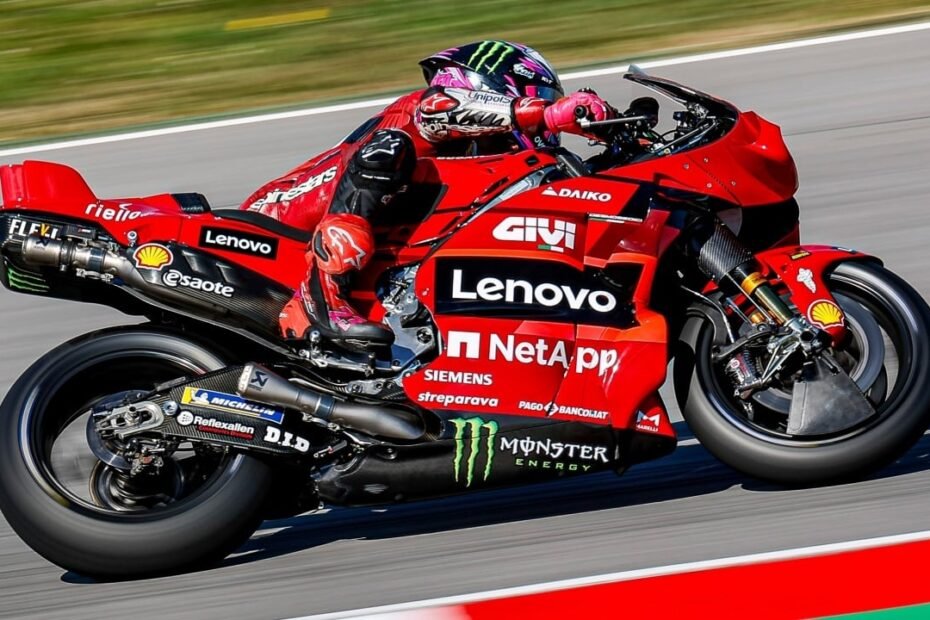 «Las locuras de Dall'Igna han sido muchísimas»: su piloto probador aborda las críticas a Ducati