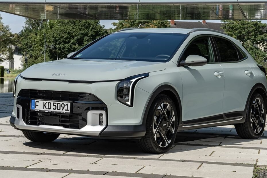 Ni compacto ni SUV, el nuevo KIA XCeed ofrece lo mejor de ambos con 7.000 € de rebaja y etiqueta ECO para desafiar al Volkswagen T-Roc