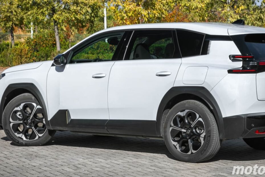 Omoda 5 y MG HS se quedan atrás ante un SUV europeo con 7.000 € de descuento, 651 litros de maletero y etiqueta ECO