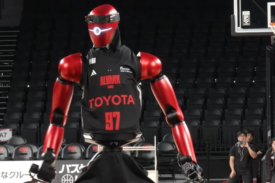 Toyota se hace su propio Pau Gasol: así es el robot CUE7 capaz de jugar al baloncesto