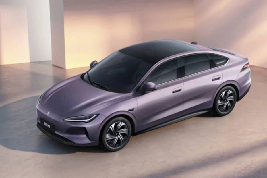 Volkswagen se juega otra vez el nombre Jetta, y esta vez lo hace sin combustión
