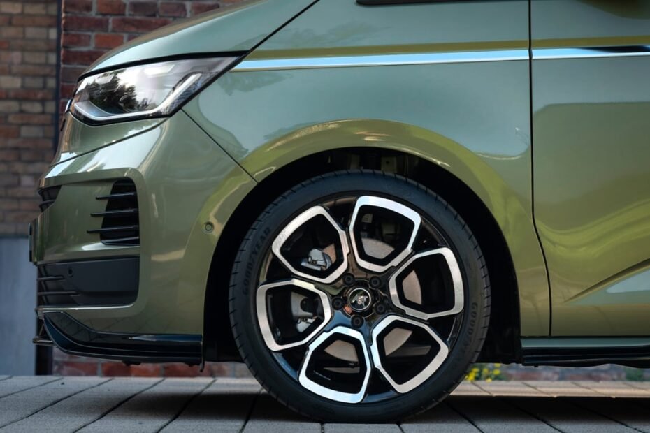 ABT le pone imagen de GTI al Volkswagen Multivan, pero no toca el motor (de momento)