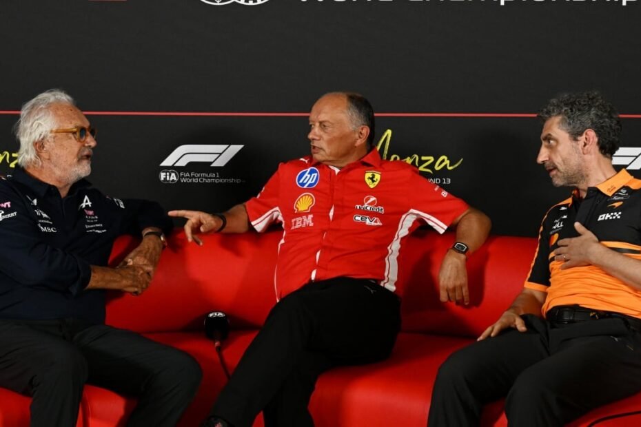 Briatore señala a un juez de la FIA por sus vínculos con McLaren y desata la ira de Stella en Monza